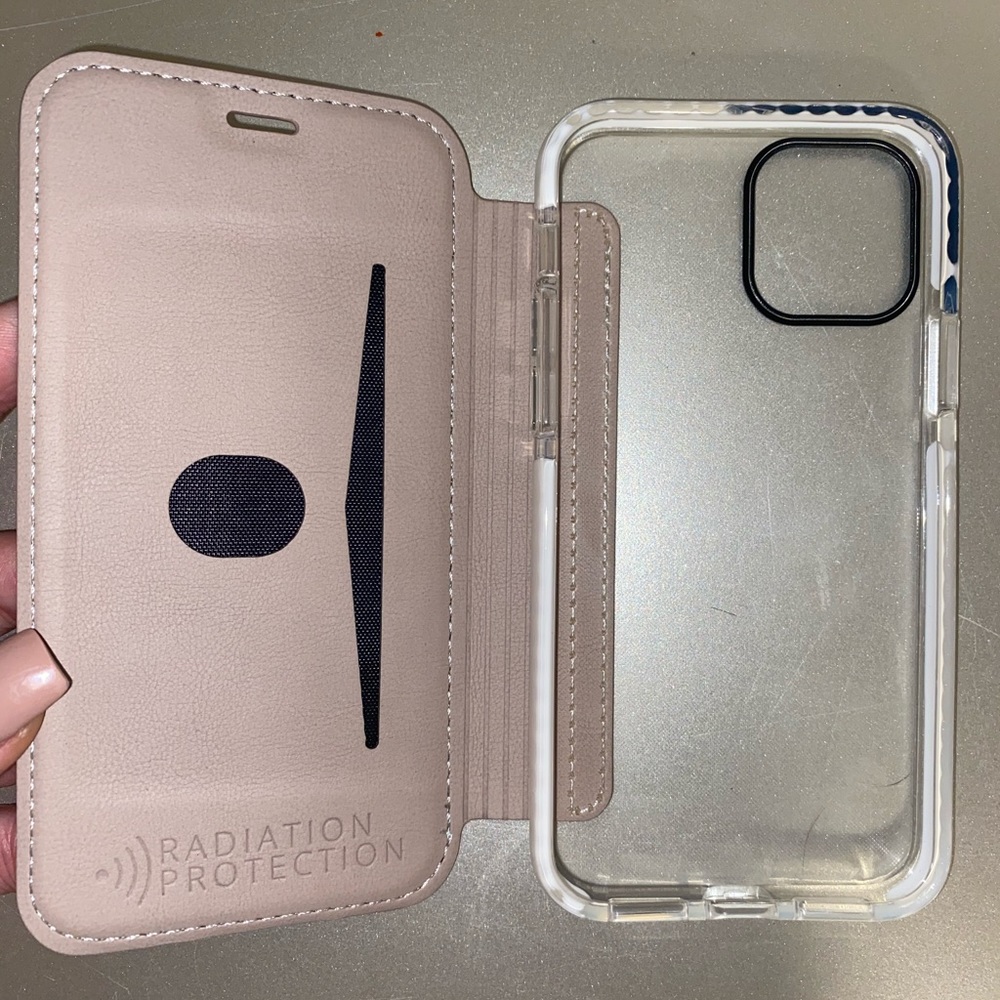 Safe Sleeve Phone case